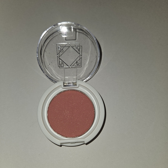 OFRA Other - OFRA blush in Candy Apple